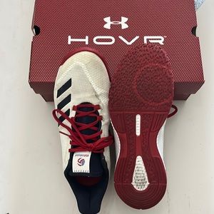 Under Armour UA HOVR Block City Athletic shoes USA Volleyball